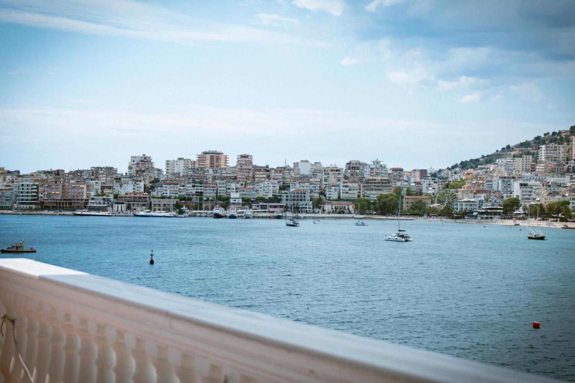 Hotel Fron Sarandë Eksteriør bilde
